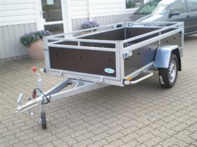 Bork 7525U med presenning og trailernet